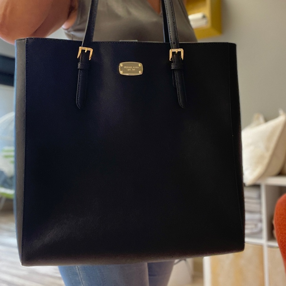 Micheal Kors Business Chick Collection